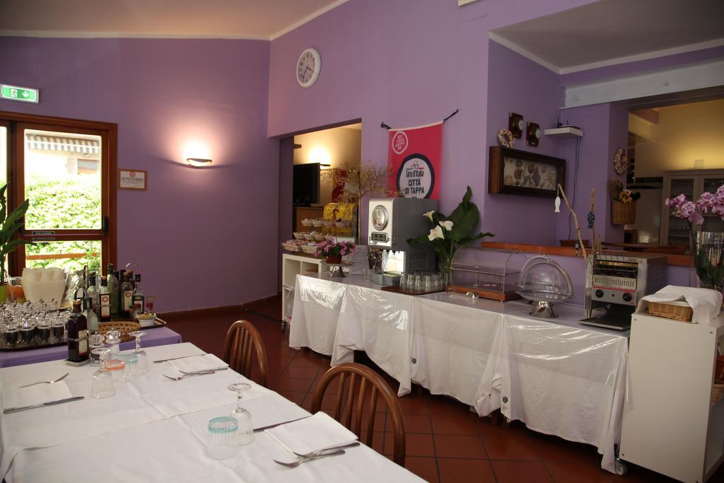 Albergo Rossella Castiglione della Pescaia Luaran gambar